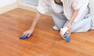 clean the teak hardwood flooring